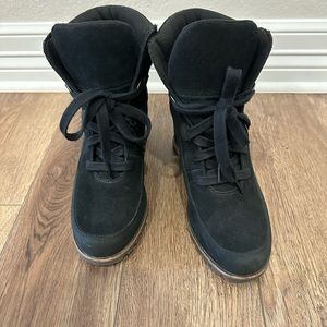 UGG Kriston Waterproof Bootie